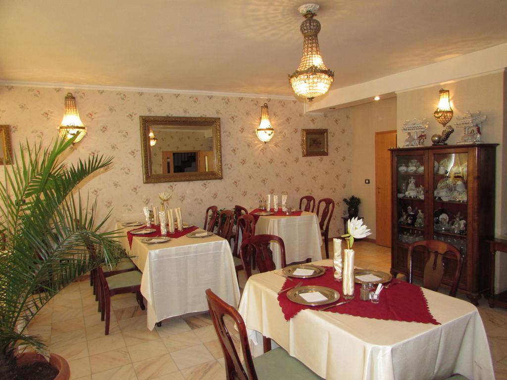 Pension Dinu Residence Timişoara Extérieur photo